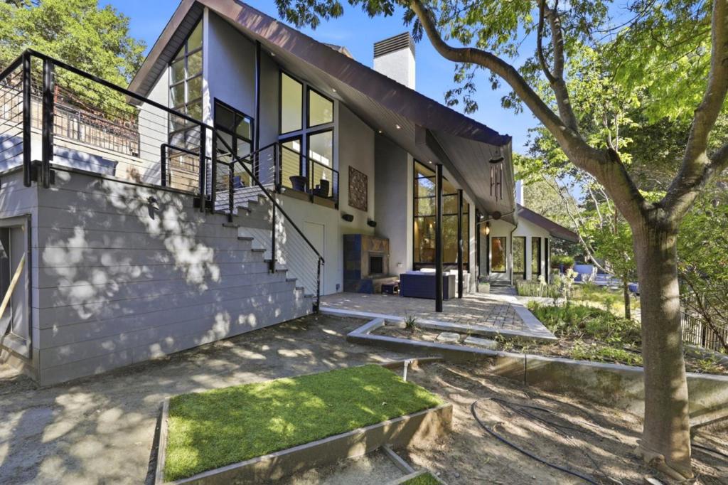 main property photo 67