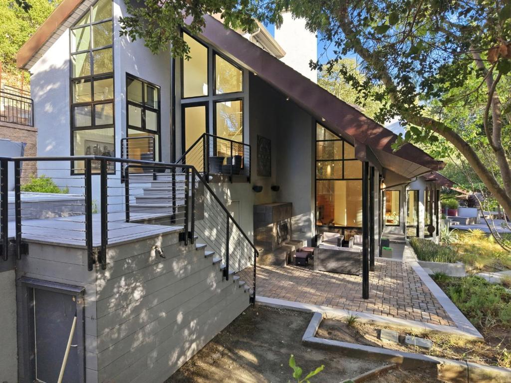 main property photo 81