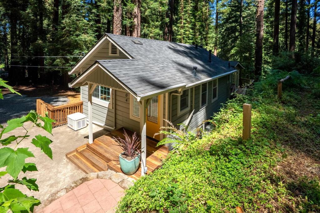 main property photo 42