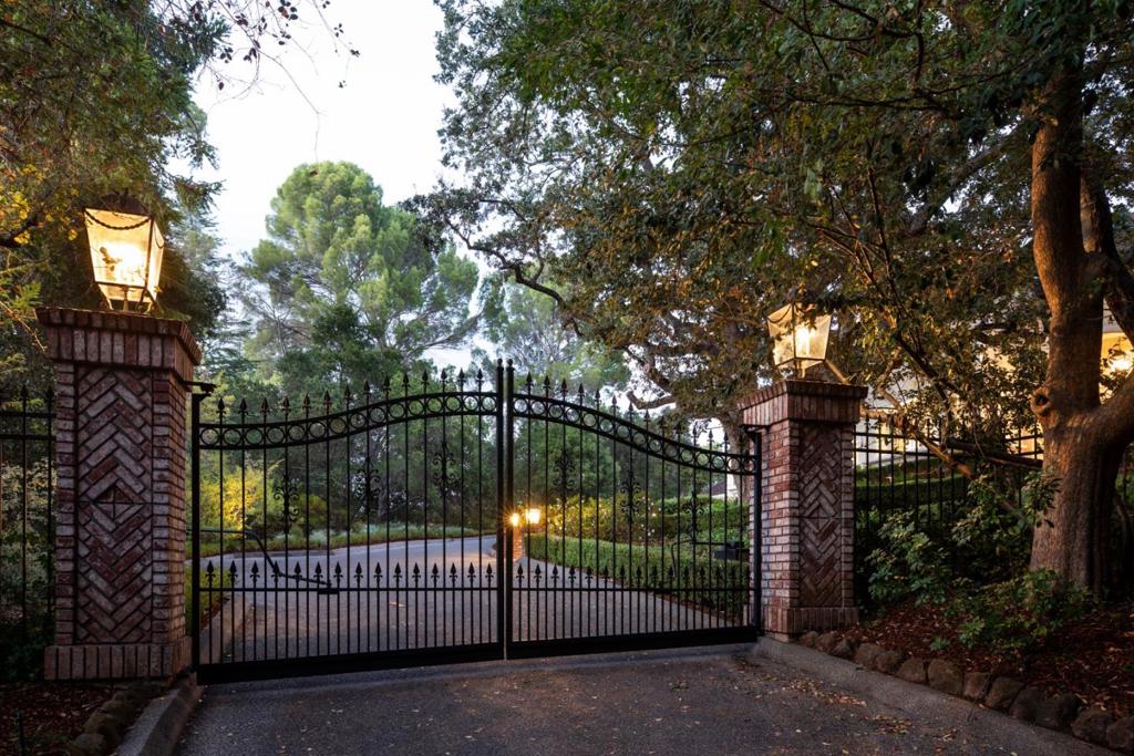 main property photo 57