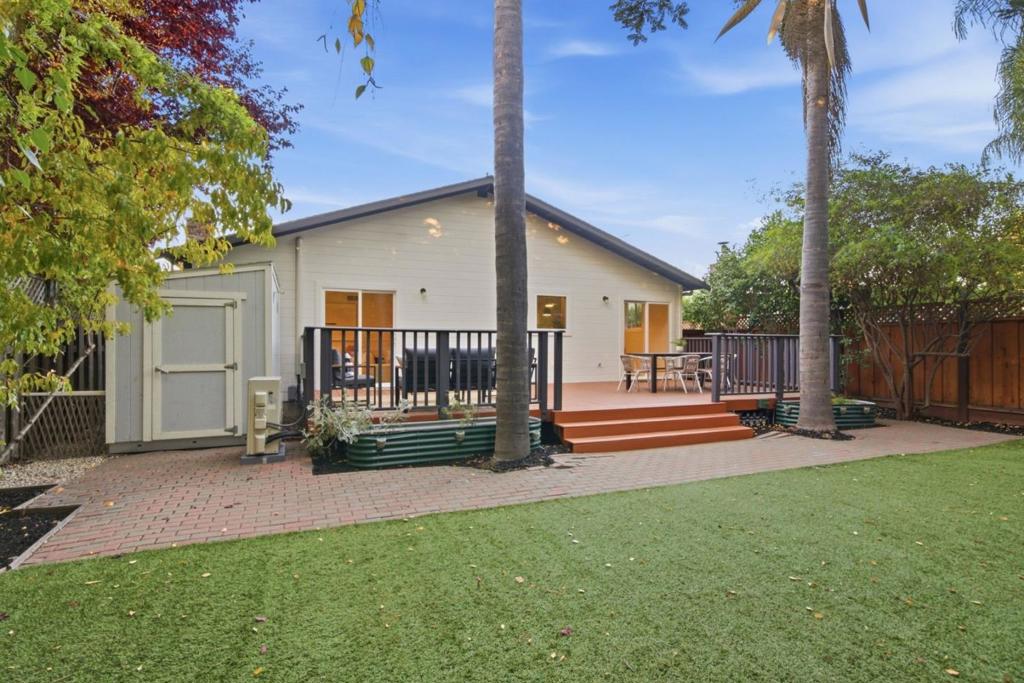 main property photo 49