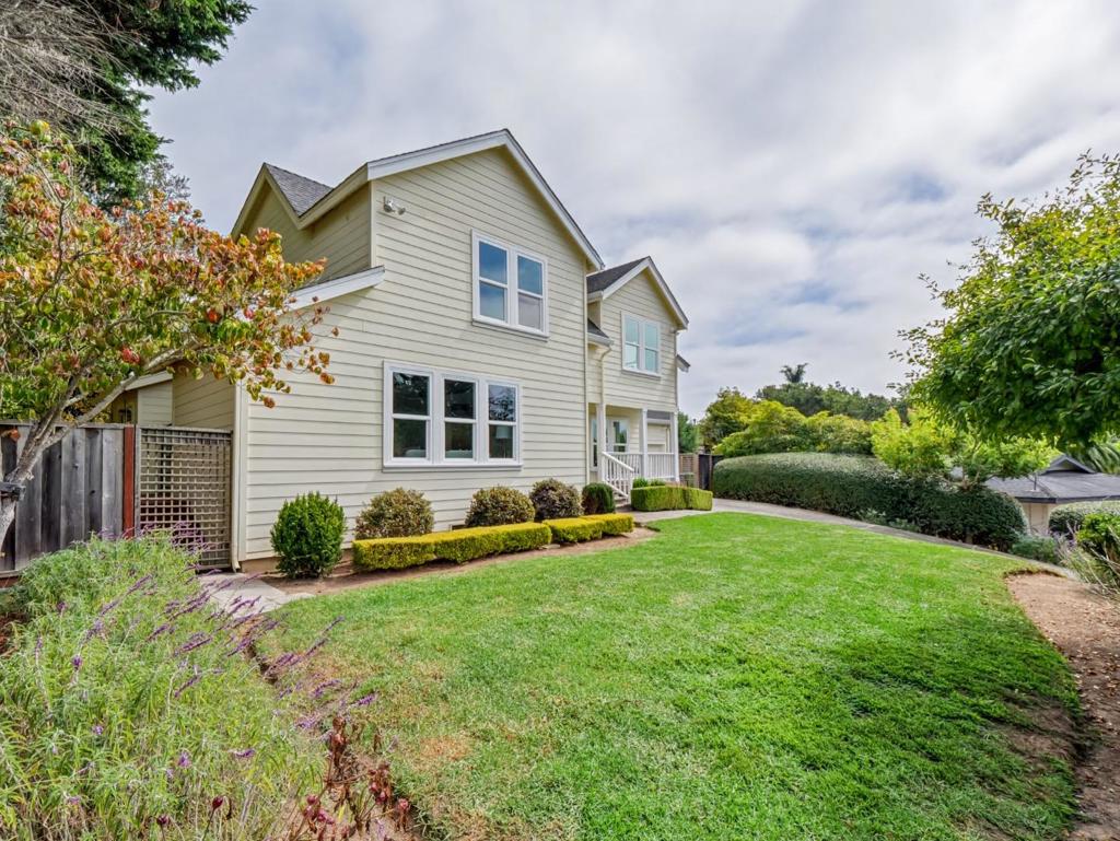 main property photo 79