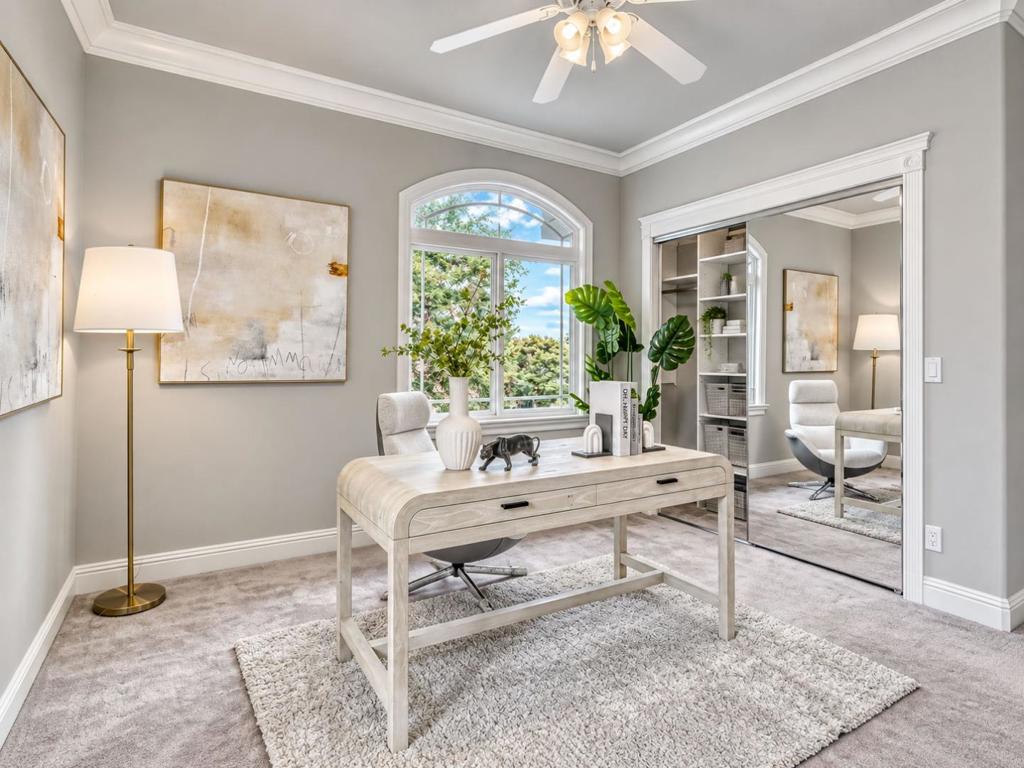 main property photo 78