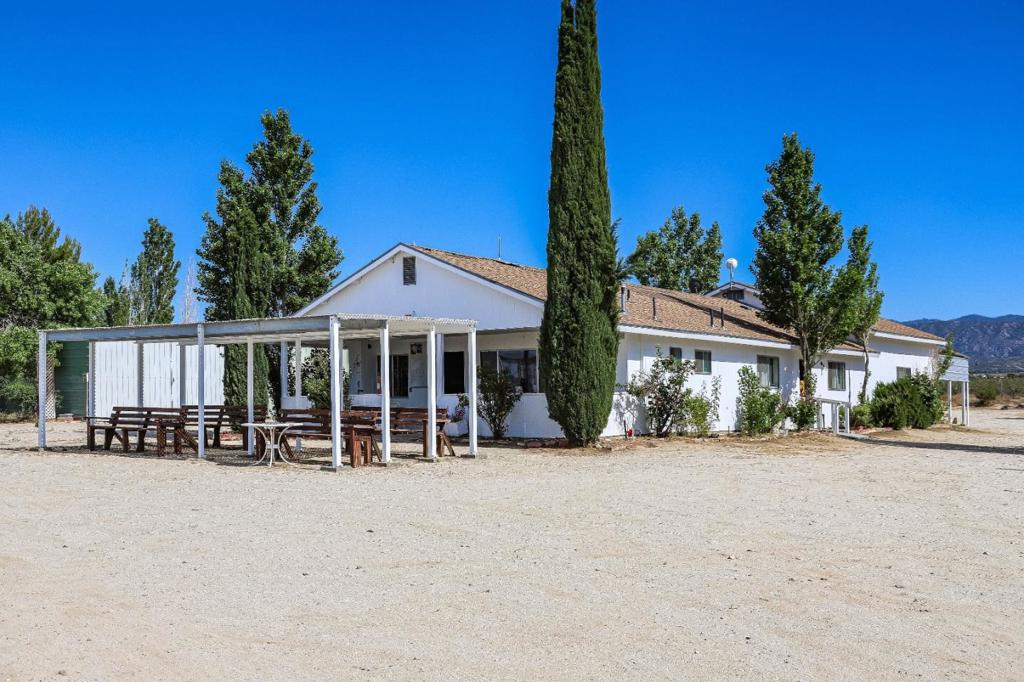 main property photo 49