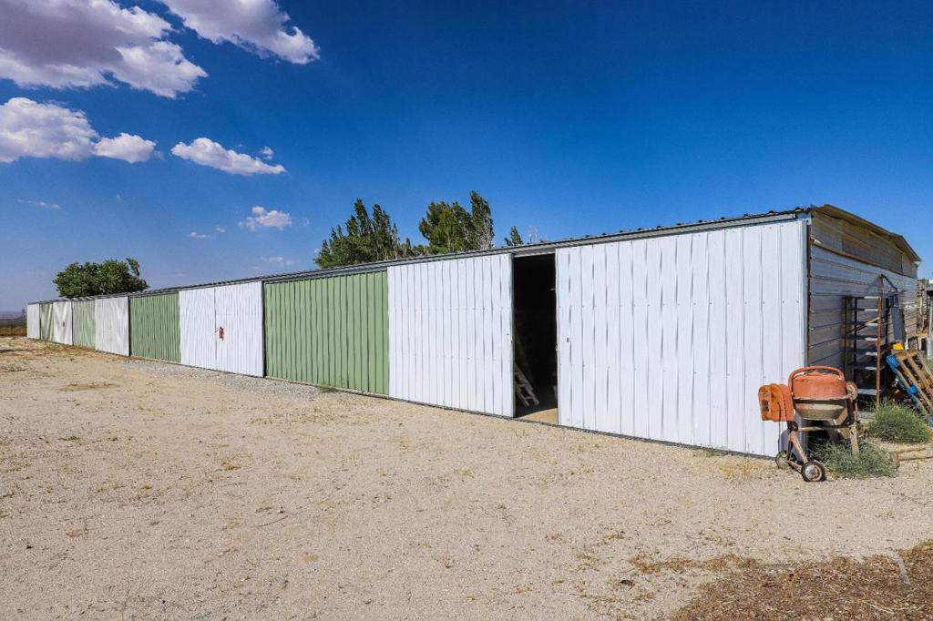main property photo 59