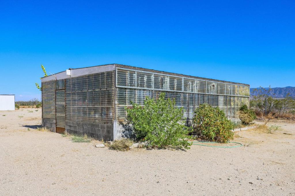 main property photo 61