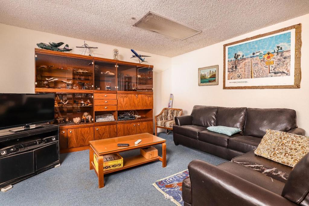 main property photo 74