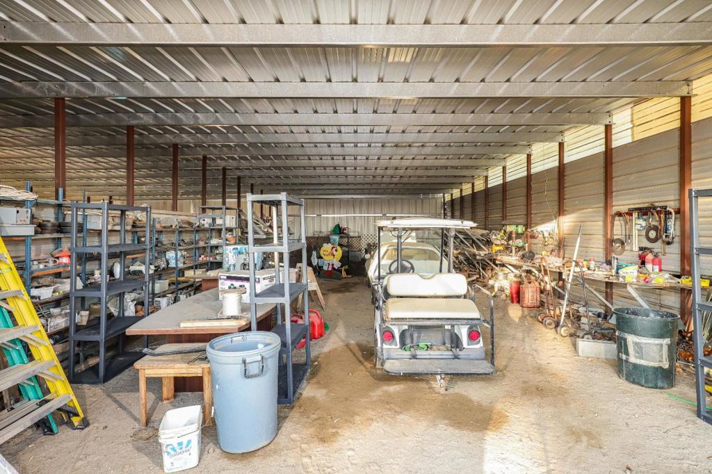 main property photo 79