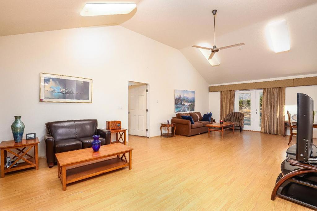 main property photo 82