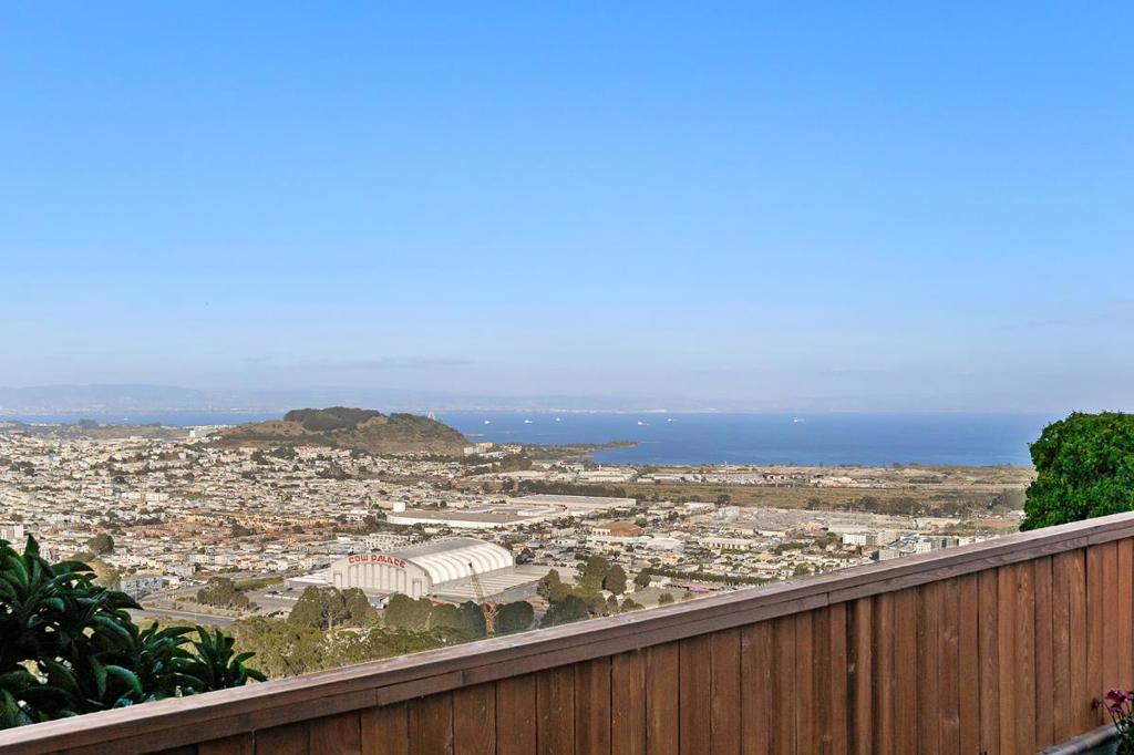main property photo 61