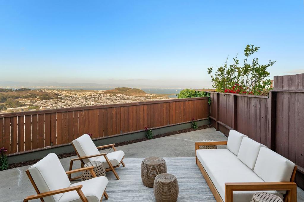 main property photo 67