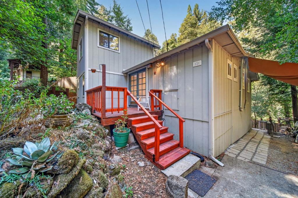 main property photo 41