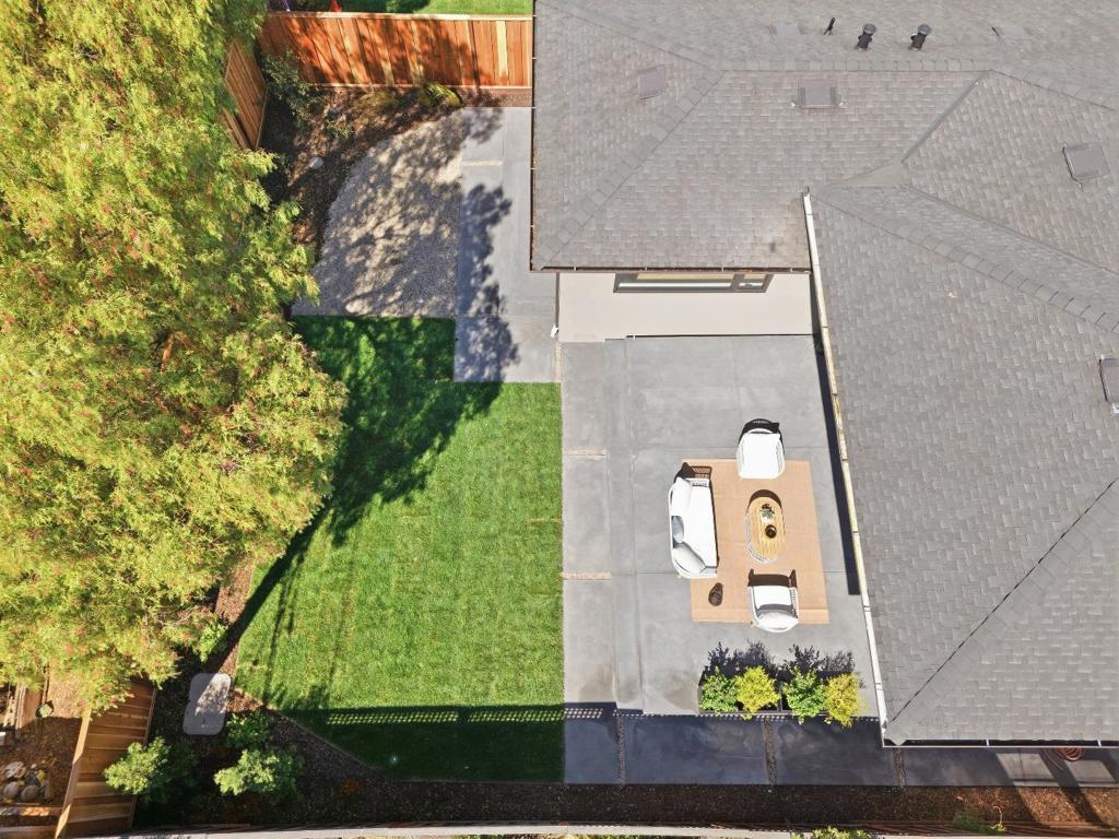 main property photo 65