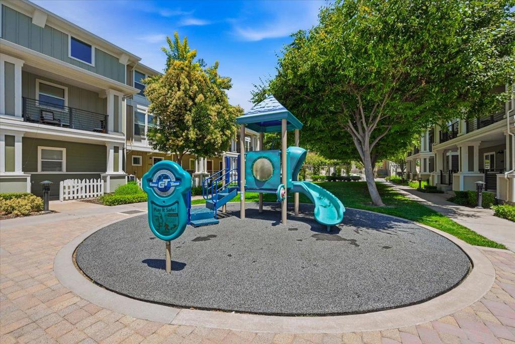 main property photo 77