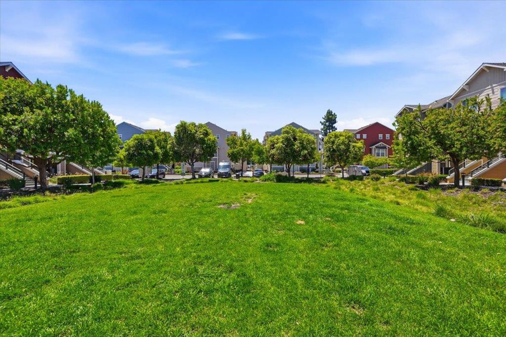 main property photo 78
