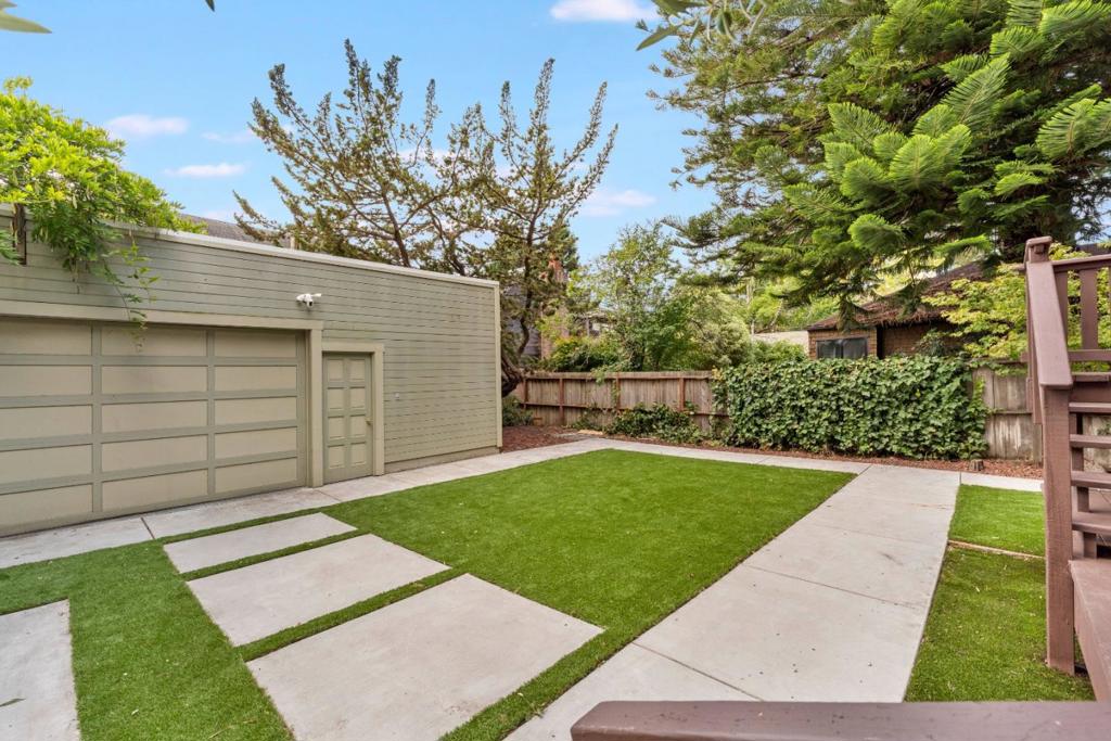 main property photo 65