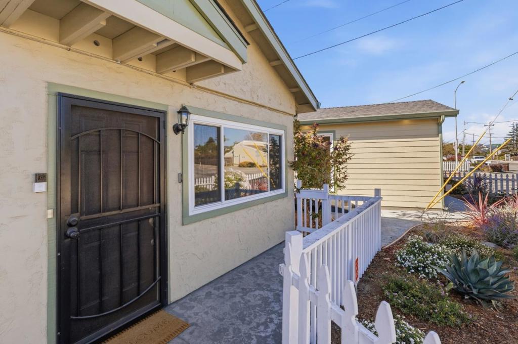 main property photo 49