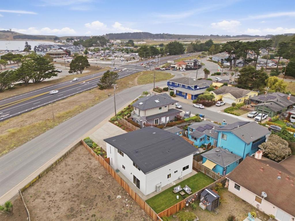 main property photo 56