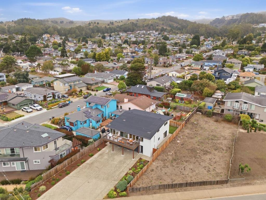 main property photo 58