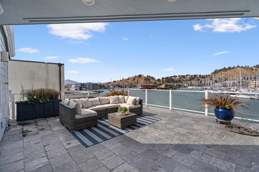 main property photo 70