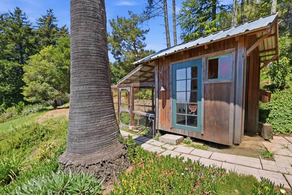 main property photo 60