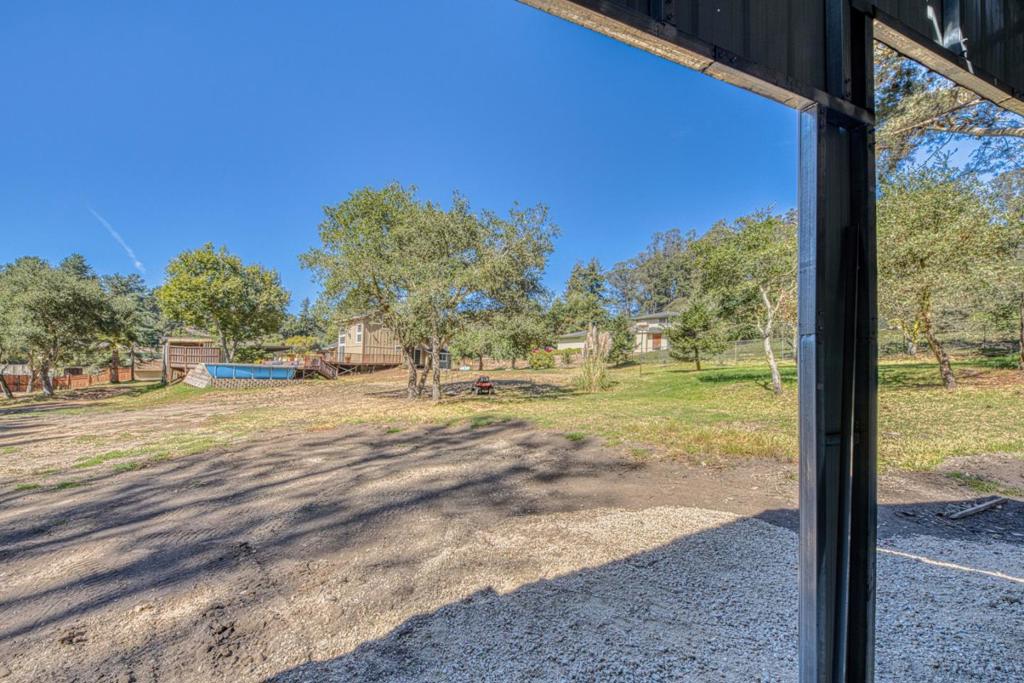 main property photo 44