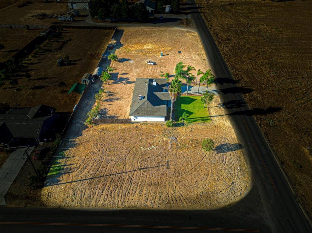 main property photo 49