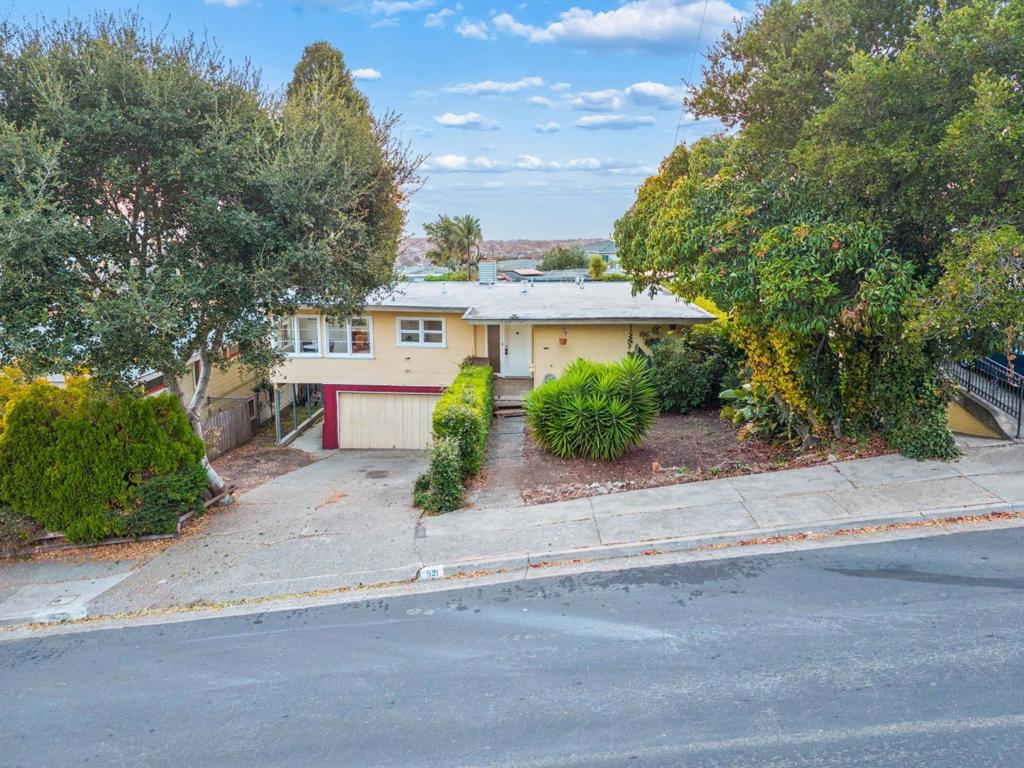 main property photo 62