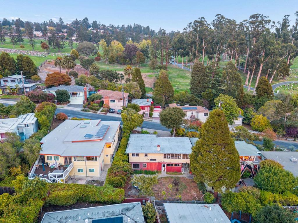 main property photo 67