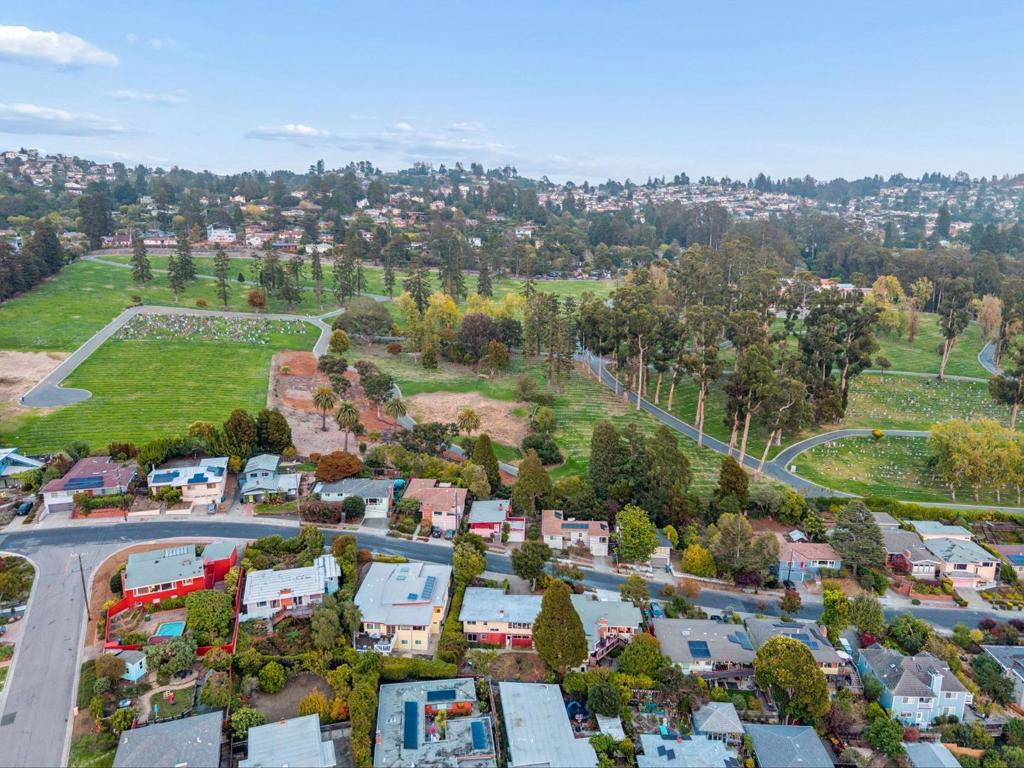 main property photo 70
