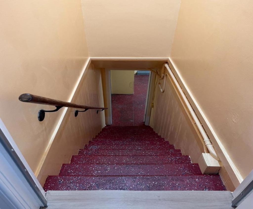 main property photo 25