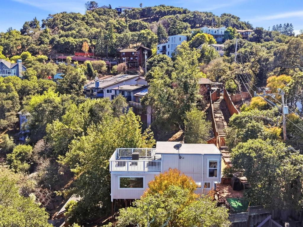 main property photo 66