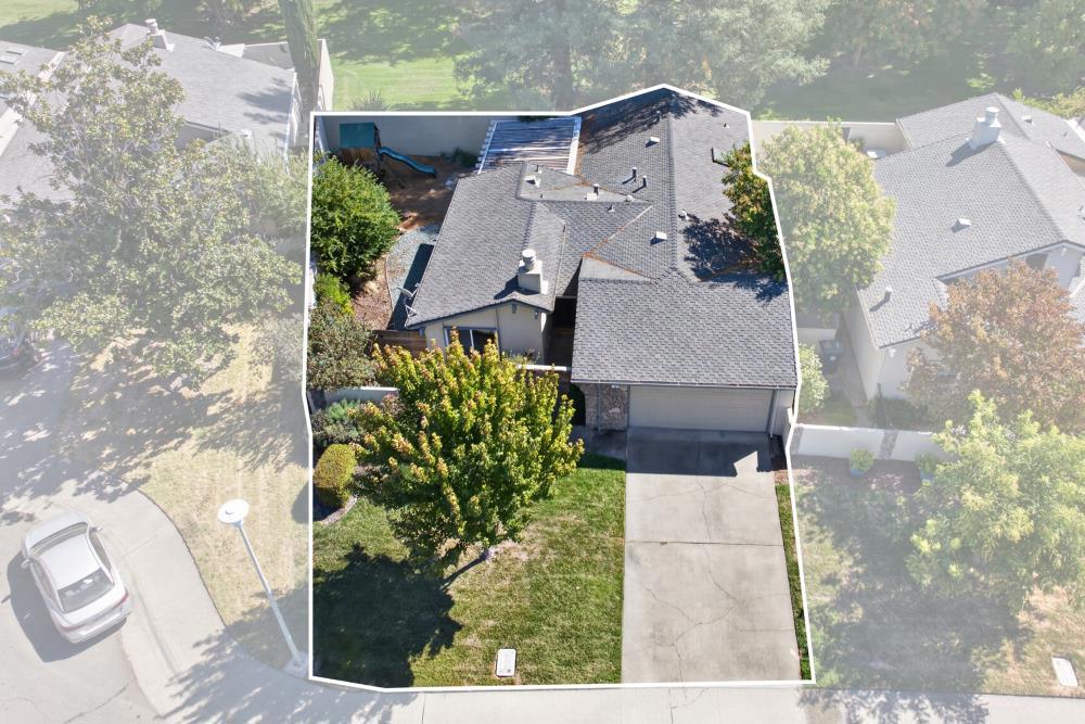 main property photo 68