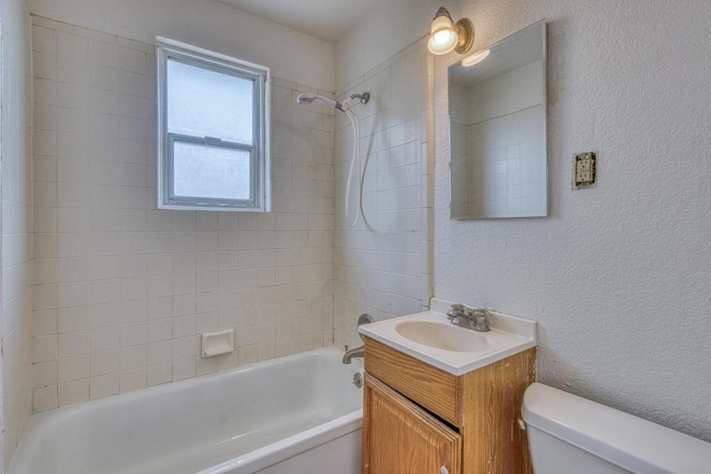 main property photo 87