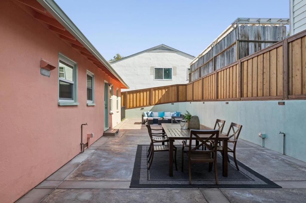 main property photo 78
