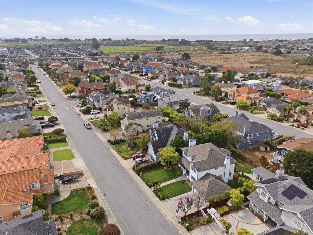 main property photo 60