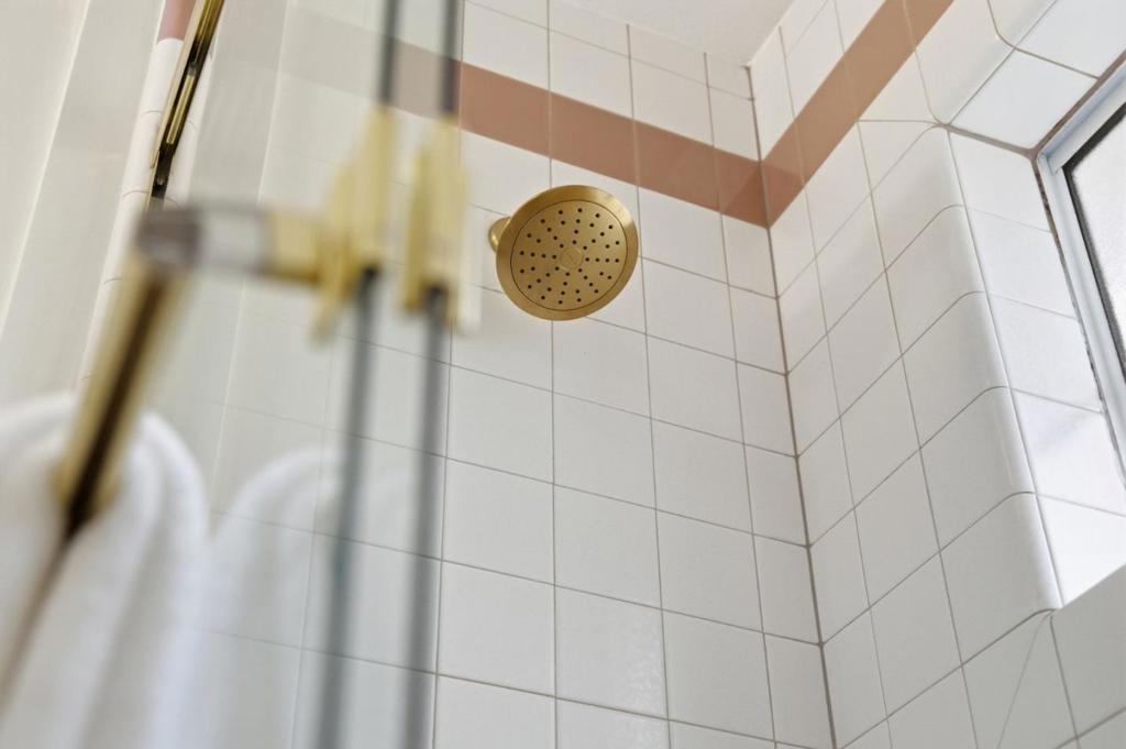main property photo 75
