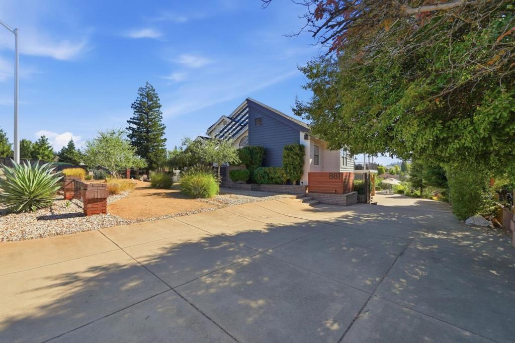 main property photo 117