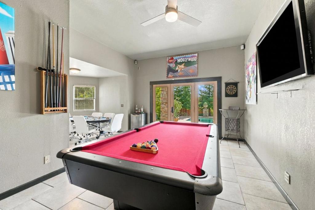 main property photo 76