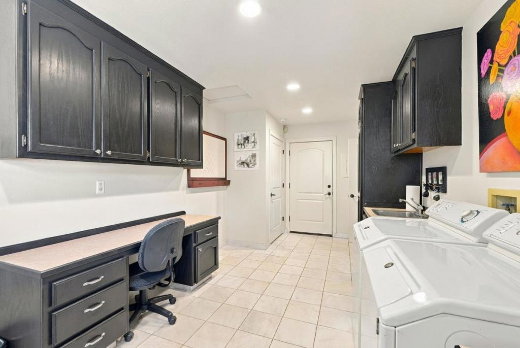 main property photo 79