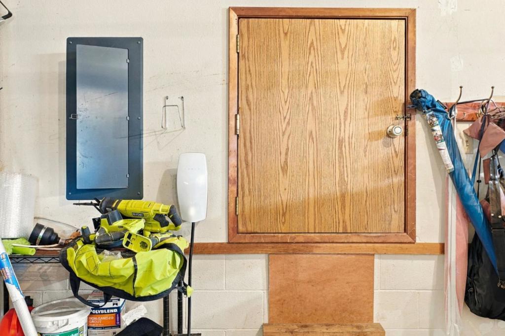 main property photo 80
