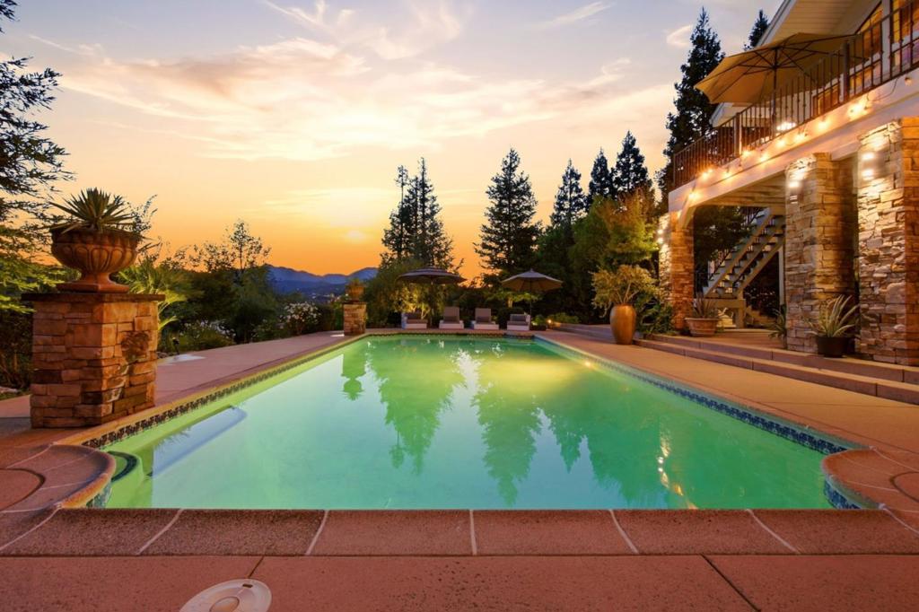 main property photo 84
