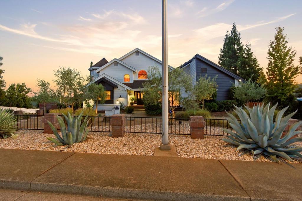 main property photo 92