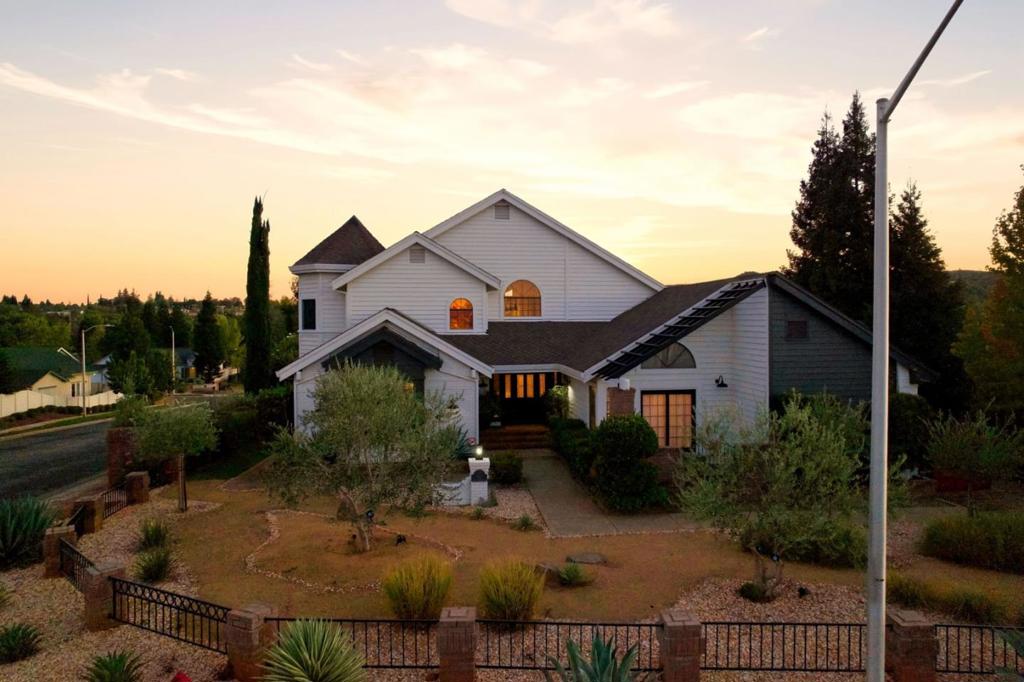 main property photo 93
