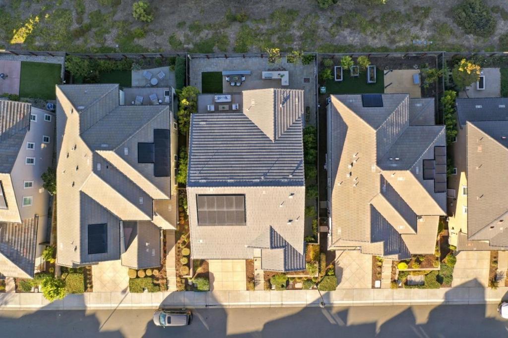 main property photo 69