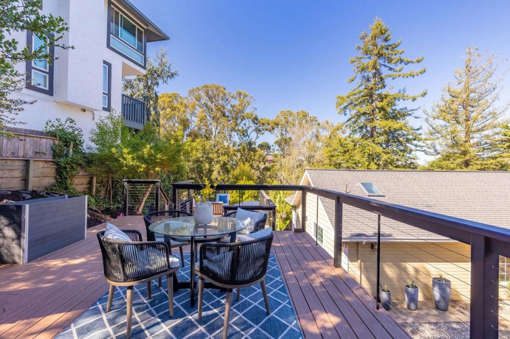 main property photo 114