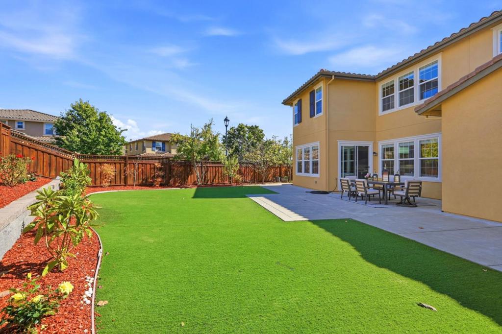 main property photo 63