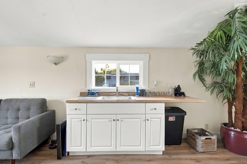main property photo 67