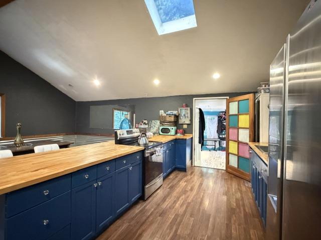 main property photo 4