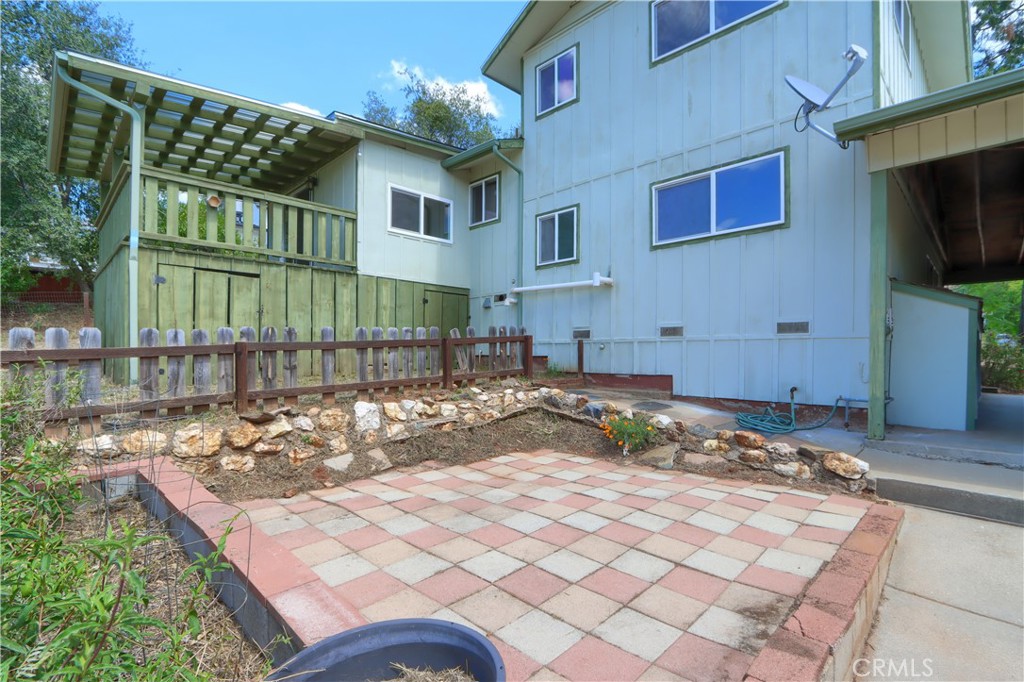 main property photo 42
